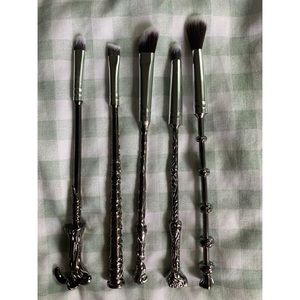 Wizard Wand Makeup Brushes - Harry Potter-esque